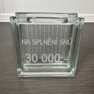 Skleněná pokladnička - Na splnění snů 30 000 Kč škrtání luxfera