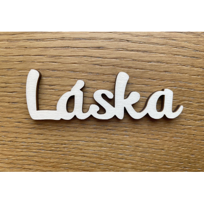 Dřevěný nápis Láska