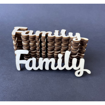 Dřevěný nápis Family